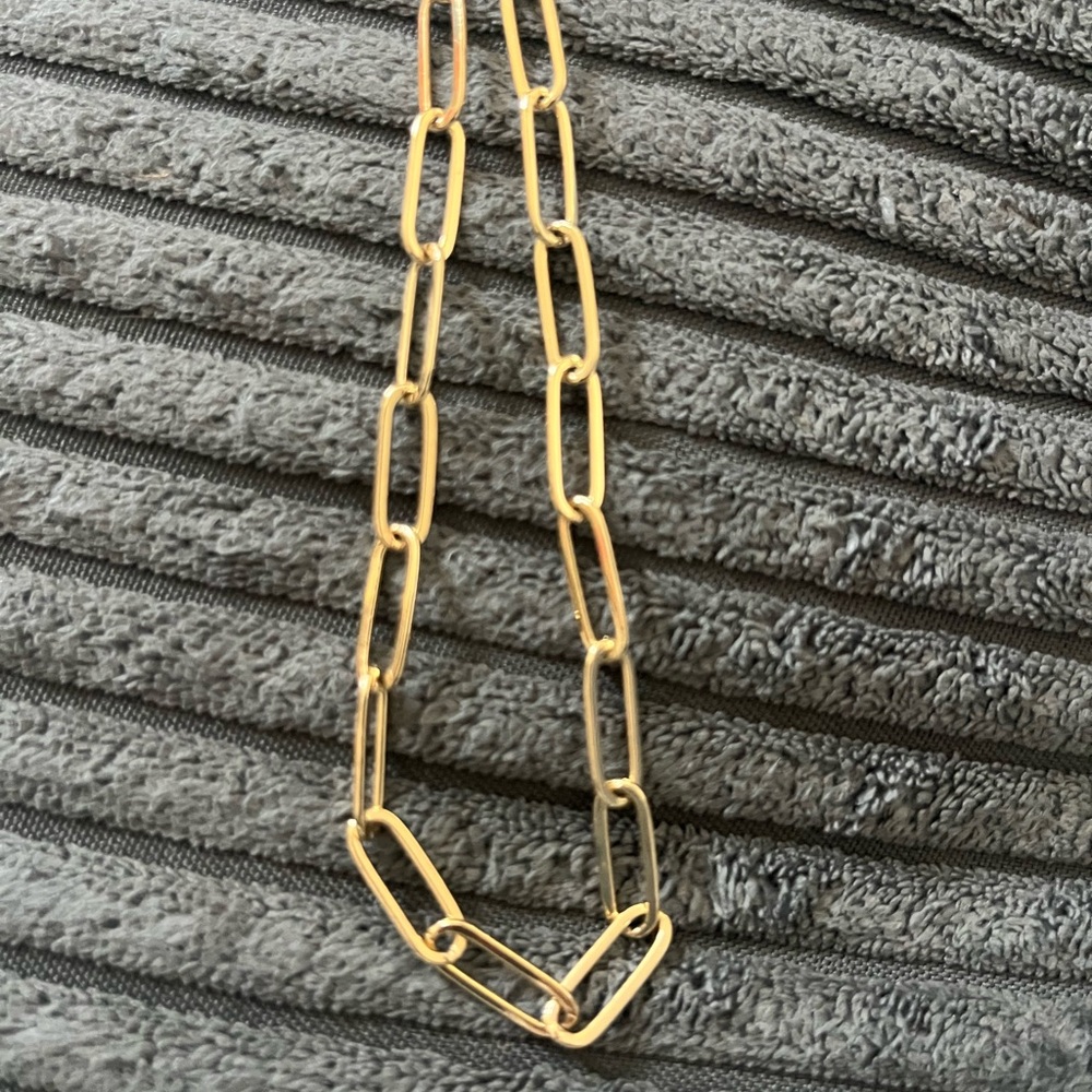 Elegant Gold tone Chain Necklace